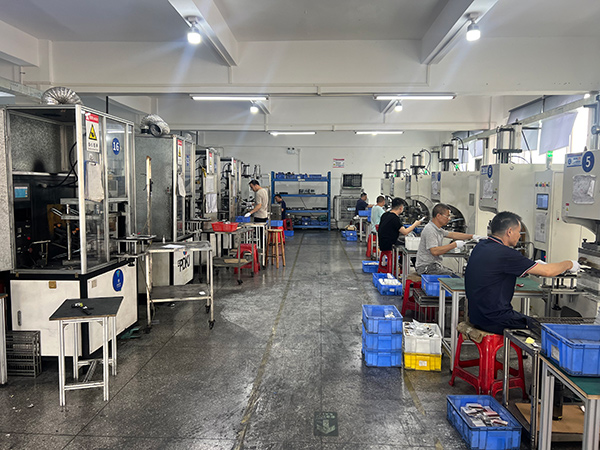 厂房车间
